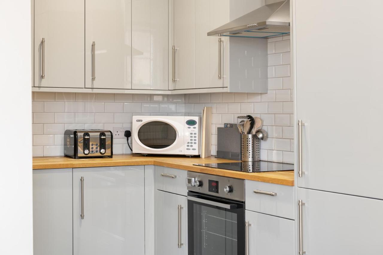 Georgian 2 Bed Apartment With 3 Bathrooms And Parking Luaran gambar