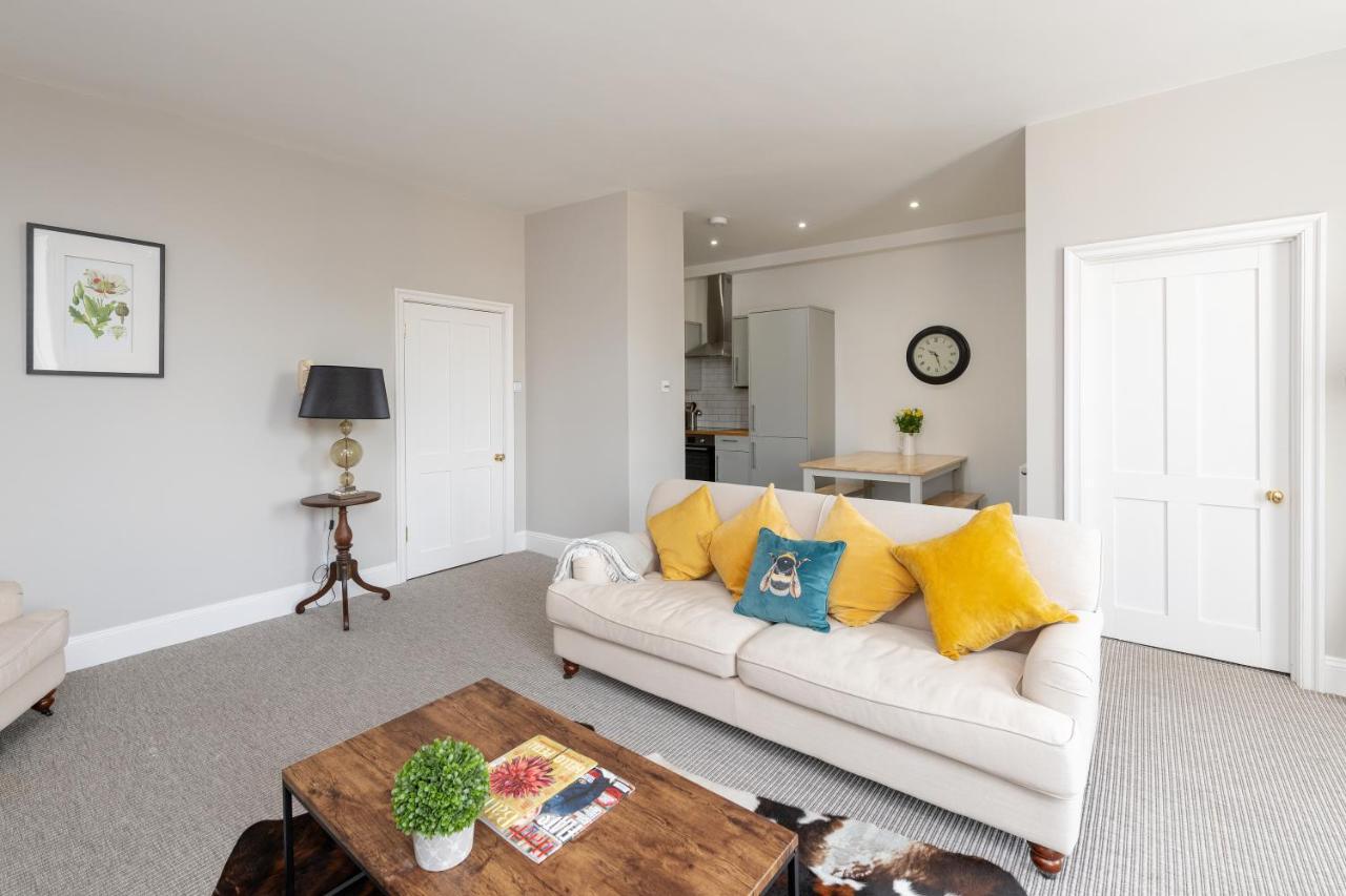 Georgian 2 Bed Apartment With 3 Bathrooms And Parking Luaran gambar