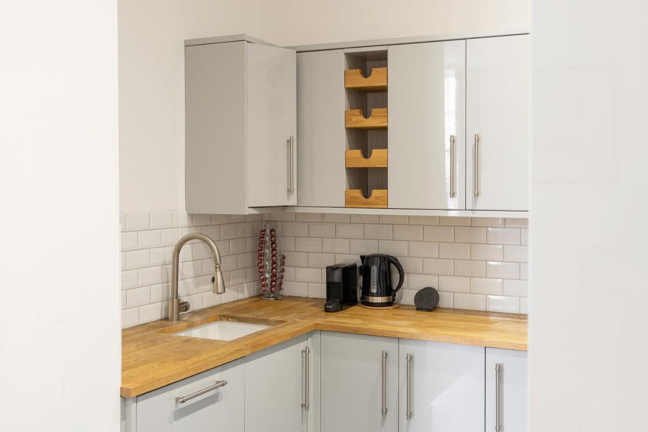 Georgian 2 Bed Apartment With 3 Bathrooms And Parking Luaran gambar