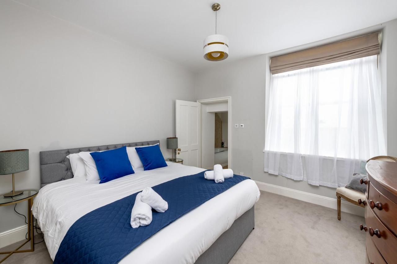 Georgian 2 Bed Apartment With 3 Bathrooms And Parking Luaran gambar