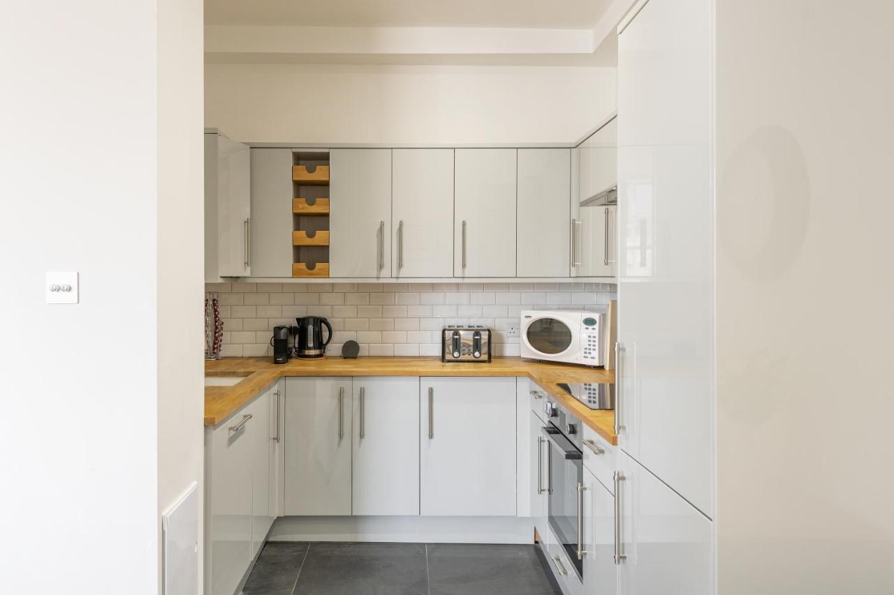 Georgian 2 Bed Apartment With 3 Bathrooms And Parking Luaran gambar
